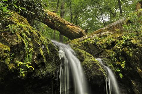 11 Waterfalls in Gatlinburg, Tennessee | Interactive Map and