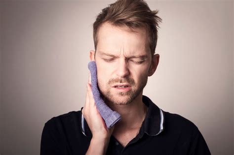 Toothache Causes Symptoms Treatment And Prevention Jonathan C