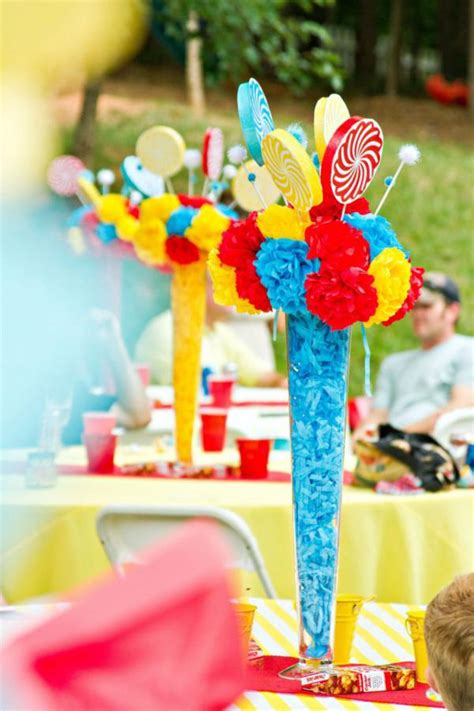 Enjoy the candid and adorable carnival themed photos at your party! Kara's Party Ideas Circus Carnival Decorations Boy Girl ...