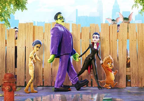 We work with the world's most loved brands to deliver innovative content, campaigns… Monster Family review: Dir. Holger Tappe (2018)