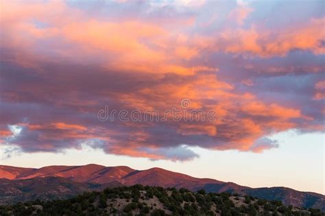 1481 Orange Pink Sky Over Mountain Photos Free And Royalty Free Stock
