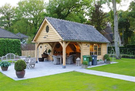 Here we offer you some outdoor kitchen ideas to help you enjoy your dinner outside in style. Outdoor Kitchen Design & Build