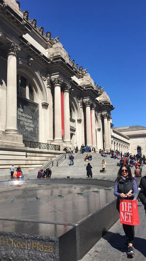 The Metropolitan Museum Of Art In New York City Oh The Places Youll Go Places To See Favorite