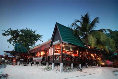 Comfortable and affordable island chalet resort at pulau perhentian, malaysia offering great holiday packages and. Perhentian Tuna Bay Island Resort, Kuala Besut - Compare Deals