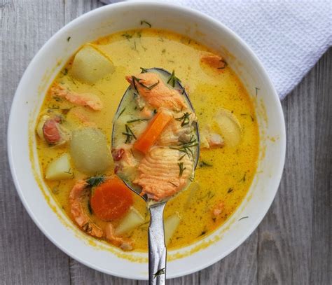I was browsing online for easy fusion dishes and came across this. Salmon Head Soup (Asian Fusion) | Salmon head recipe ...