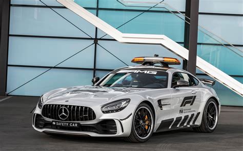 Until now, its silver paint and black decor has to meet the requirements for an official f1 safety car, the car must be able to maintain a high minimum speed to prevent the tires and brakes of the. 2018 Mercedes-AMG GT R FIA F1 Safety Car | Serious Wheels