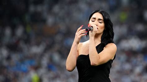 Lali Recordó La Previa A Entonar El Himno En El Mundial “pensé En Cantar Desnuda Con La Bandera