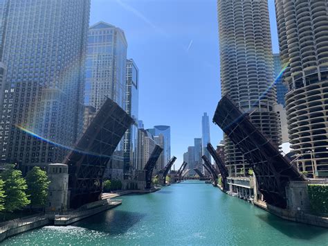 Chicago With The Bridges Up Pics