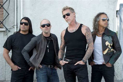 Metallica's official music video for one, from the album .and justice for all. subscribe for more videos: Metallica: assista filmagem oficial da banda em São Paulo ...