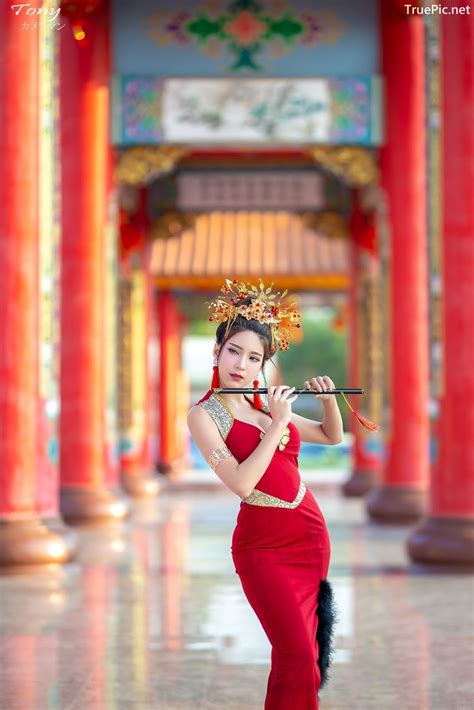 Thailand Hot Model Janet Kanokwan Saesim Sexy Chinese Girl Red Dress Traditional