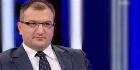 Sorularının yanıtını aratarak cem küçük hakkında bilgi sahibi olmak istiyor. Cem Küçük'ten "Burhan Kuzu" vurgulu korona uyarısı ...