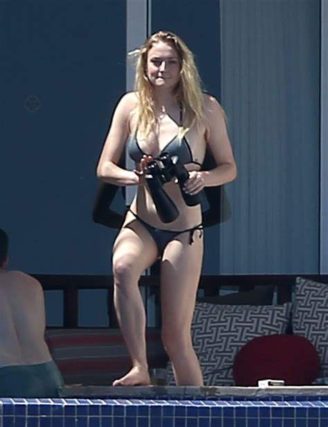 Sophie Turner Nude Leaked Exhibited Collection The