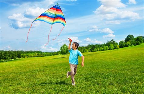 Best Ideas For Coloring Flying Kites Images