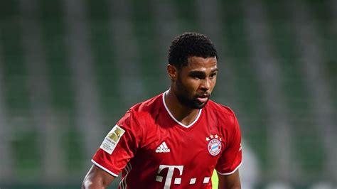 Serge gnabry auf wolke 7: Neue Liebe: Serge Gnabrys Freundin teilt erstes ...