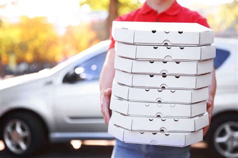 Pizza Delivery Horror Stories Delivery Drivers Reveal Naked Truths