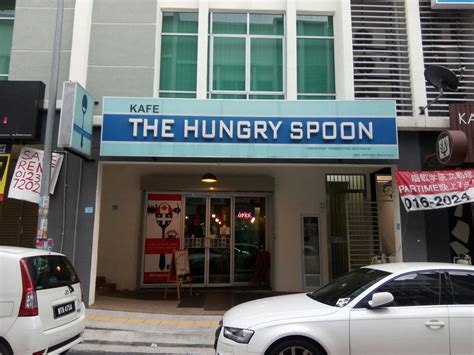 A cafe which builds a whole therapeutic experience for the inner creative. Sri Petaling 里活力四射的cafe：The Hungry Spoon - 欧巴进行式