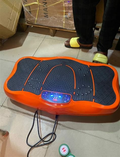Whole Body Vibration Platform Massager With Two Resistance Band Reumssky 2023