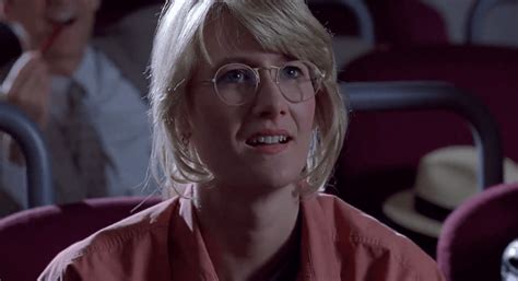 Laura Dern As Dr Ellie Sattler Jurassic Park Movie Jurassic Park