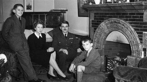 Frank Whittle The Underrated British Hero Who Built A Jet Engine Bbc
