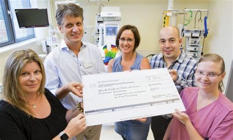 Freunde Von „frühchen“ Eltern Spenden 3635 Euro Für Eine „beeindruckend