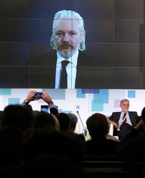 Julian Assange's 3.5-Year Detainment in Embassy Ruled Unlawful | WIRED