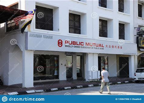 This one sector only exposure make them one of the riskiest mutual funds. Front Of Public Mutual Fund`s Office, Ipoh Branch ...
