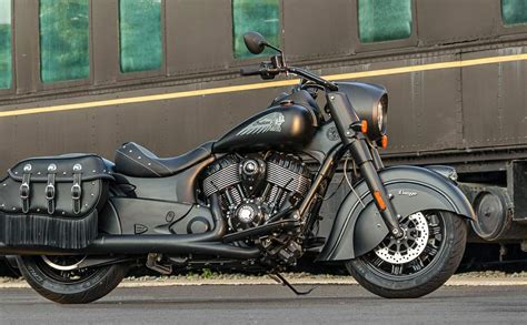 Features such as a touchscreen console with smartphone connectivity, keyless ignition, and led lighting come as standard. 2021 Indian Vintage Dark Horse 116