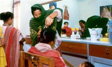 Tihar Jails Beauty Parlour Is A Hit For Inmates Daily Mail Online