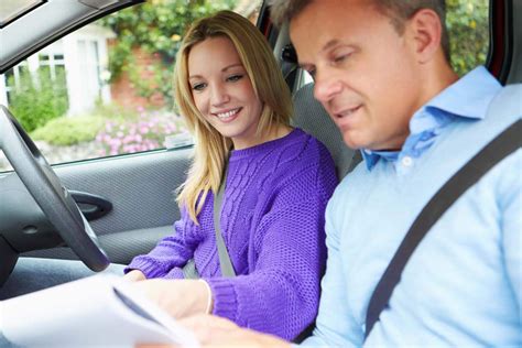 in what ways do the driving lessons near me assist you