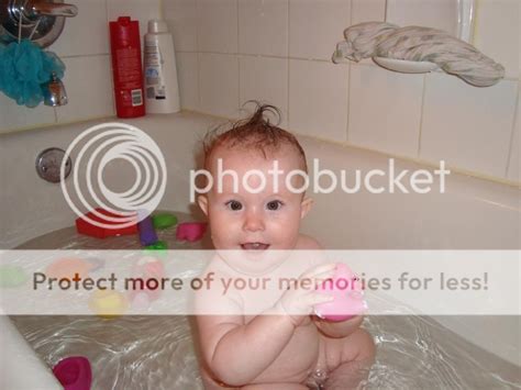 Bath Time Cutie Babygaga