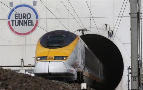 Zugverkehr Im Eurotunnel Nach Lkw Brand Gestoppt Watson
