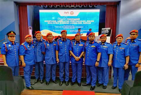 Malaysia civil defence force sedia, pantas, berintegriti ready, rapid, with integrity the angkatan pertahanan awam malaysia (apm) is a governmental civil defence agency. MAJLIS PERASMIAN KOMPLEKS ANGKATAN PERTAHANAN AWAM ...