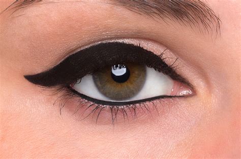 How To Do Winged Eyeliner Or Cat Eye Liner Beautylish