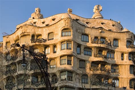 La Casa Milà La Pedrera Dantoni Gaudí Barcelona Catalonia