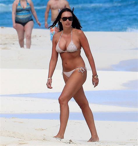 Tamara Ecclestone Sexy Deep Cleavage In Tiny Bikini Technica Lifestyle
