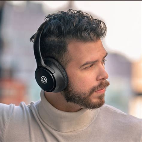 The Personalized Hearing Enhancing Headphones Enhances Your Listening