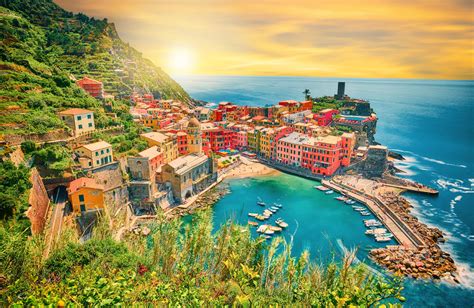 Discover The Cinque Terre Vernazza