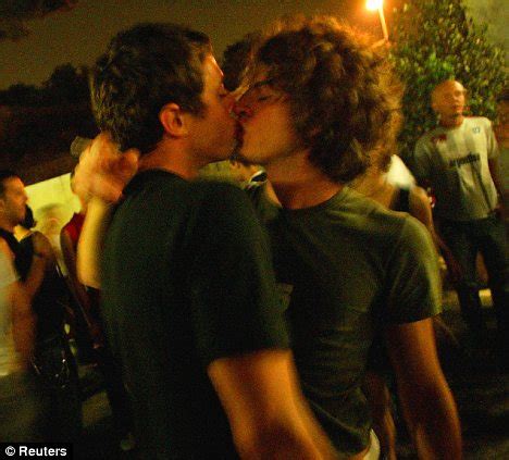 How Men Kissing Each Other On The Lips In Friendship Is No Longer