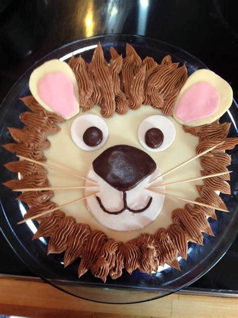 Was ist ein geburtstag ohne geburtstagskuchen? 'sweet lion' von Isabella P - Torten, Cake Pops und ...