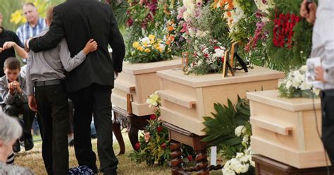 Mourners Attend Heavily Guarded Funeral For Mexico Mormon Massacre Victims World News Mirror