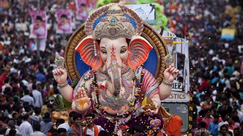 Ganesh Chaturthi Celebration In Mumbai Famous Festivals Of Mumbai