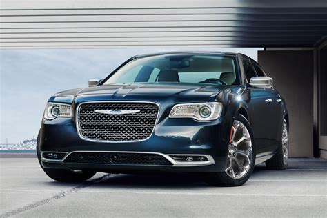 2020 Chrysler 300 Trims And Specs Carbuzz