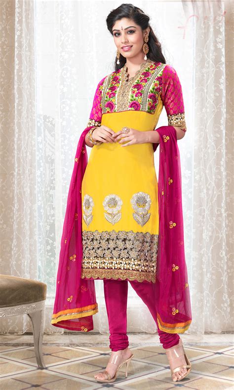 Pin On Exotic Salwar Kameez