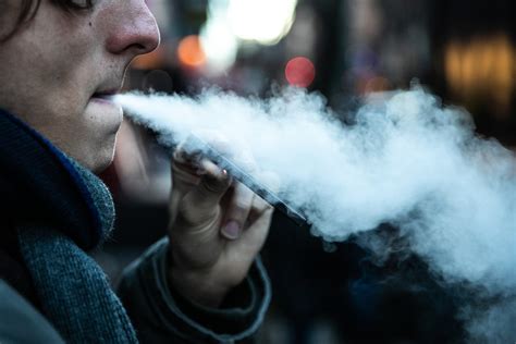 Juul Users Start Saying Goodbye to Their Vape of Choice - The New York 