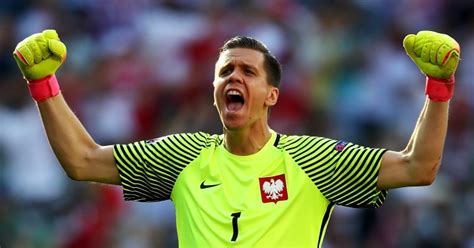 This means that players have. Arsenal want money for Szczesny loan - Football365.com