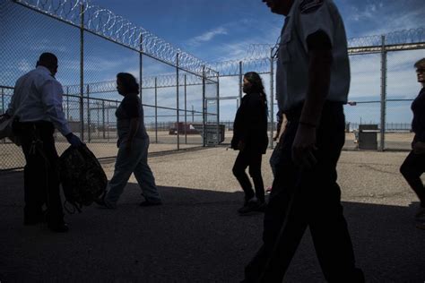 Border Detentions In Southern Arizona Cost 2b In Last Decade Border