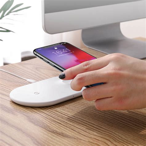 The Best Wireless Phone Chargers And Qi Pads For Easy Power Ups