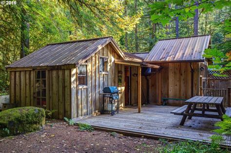 Knotty Pine Cabins