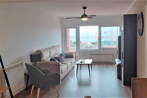 Kyero es el portal de viviendas españolas con más de disponible para la temporada de invierno 2020 / 2021 amplio y luminoso apartamento en alquiler el primera línea de la maravilloso piso en arinaga 650e servicios aparte. FANTÁSTICO PISO EN ALQUILER DE SEPTIEMBRE A JUNIO