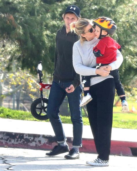 Cute Overload Kate Mara Flaunts Relationship With Jamie Bell And Son